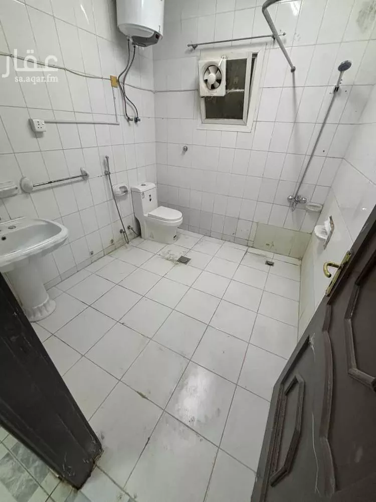 شقة للإيجار في شارع اسرائيل بن يونس, حي الجمعة, مدينة المدينة المنورة, منطقة المدينة المنورة صورة 4