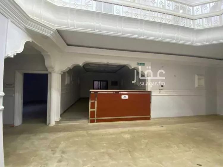 فيلا للإيجار في شارع طريق الملك خالد بن عبد العزيز, حي السوق, مدينة الباحة, منطقة الباحة صورة 4