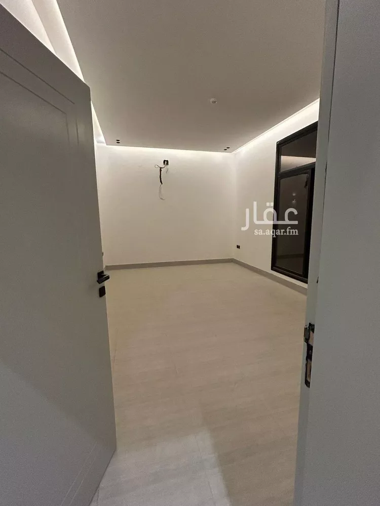 عمارة للإيجار في شارع ابن البرهان النحاس, حي الرمال, مدينة الرياض, منطقة الرياض
