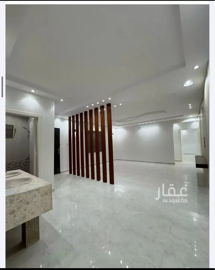 فيلا للبيع في شارع عبيد بن رافع, حي الرمال, مدينة الرياض, منطقة الرياض صورة 2