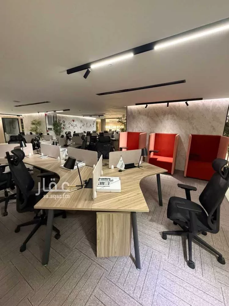 Commercial Office for Rent in Jeddah Al Hamra صورة 3