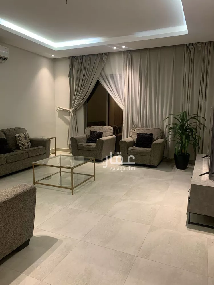 فيلا للبيع في شارع ابي المكارم بن مفرج, حي عكاظ, مدينة الرياض, منطقة الرياض