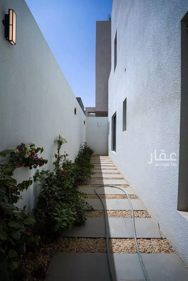 دور للبيع في شارع أحمد بن أبي عيسى, حي المرجان, مدينة الرياض, منطقة الرياض صورة 4