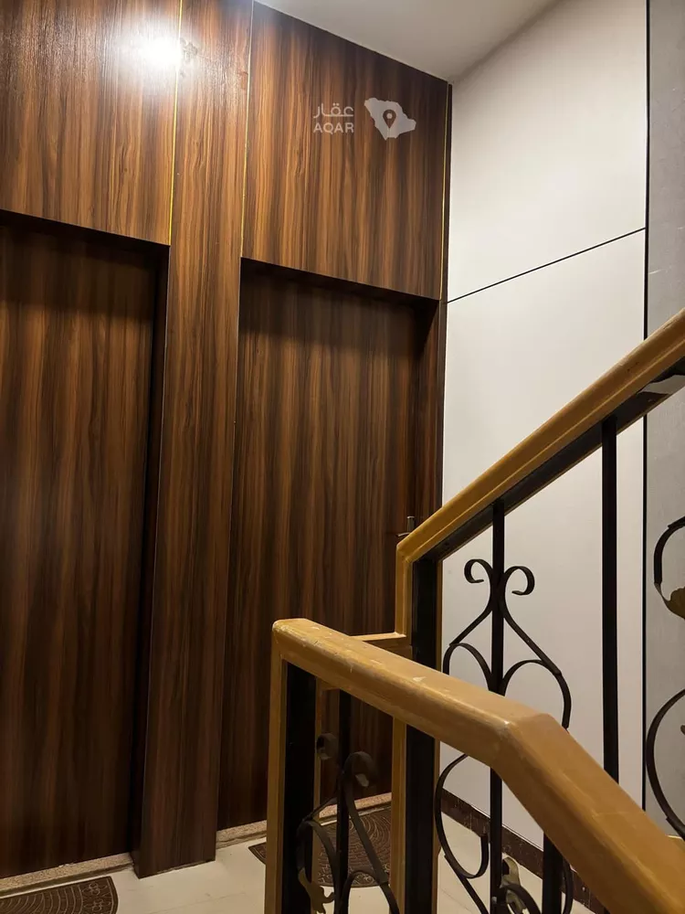 Floor for Rent in Riyadh Al Yarmouk 27