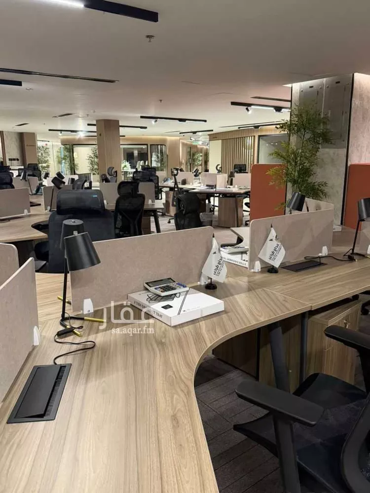 Commercial Office for Rent in Jeddah Al Hamra