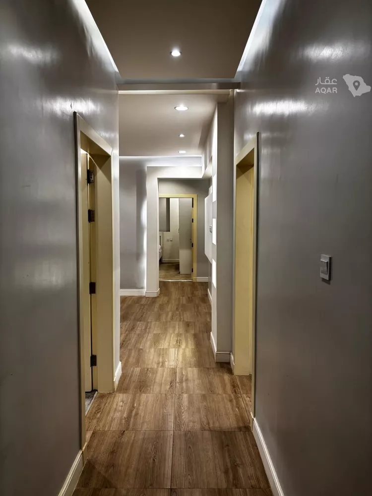 Floor for Rent in Riyadh Al Yarmouk 13