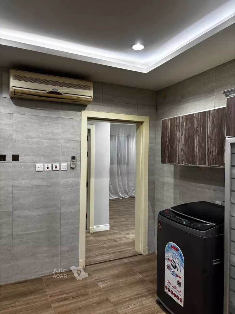 Floor for Rent in Riyadh Al Yarmouk 26
