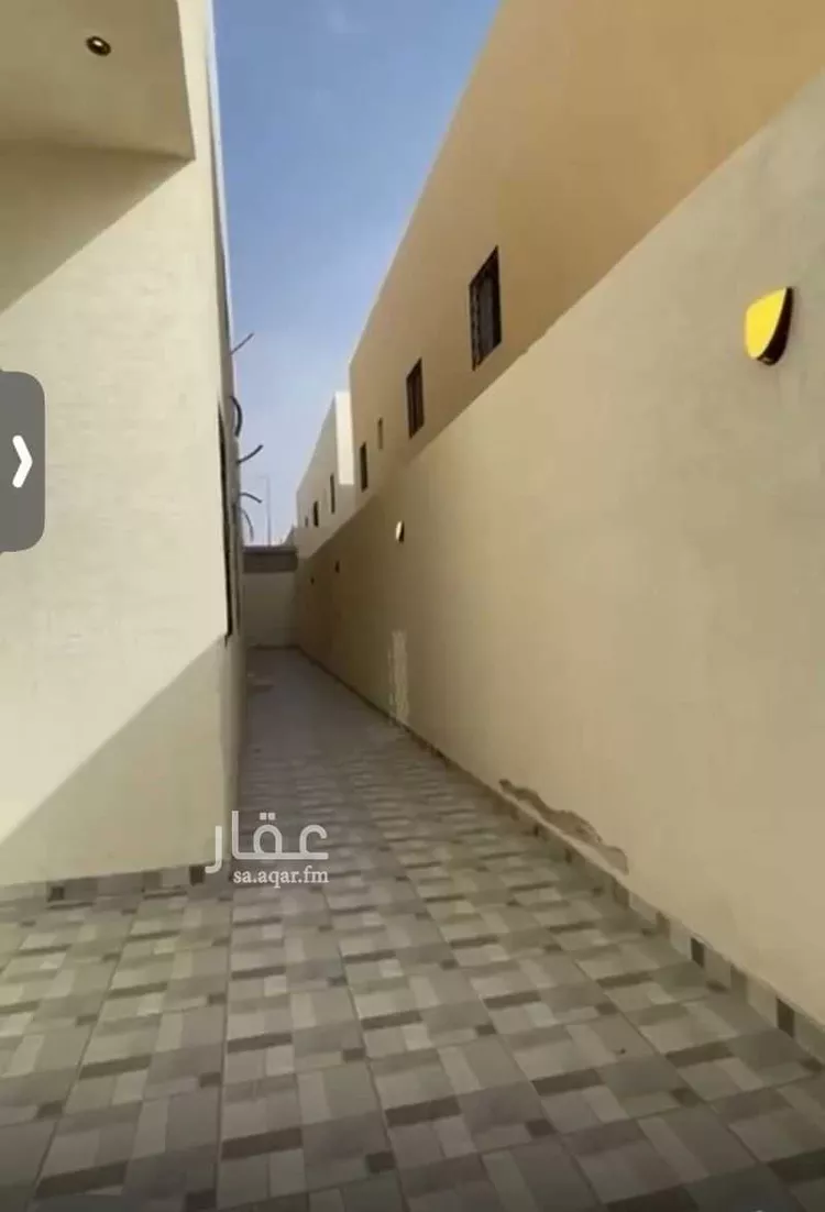 فيلا للبيع في شارع الأمير عبدالله بن سعود بن عبدالله صنيت, حي بدر, مدينة الرياض, منطقة الرياض 8