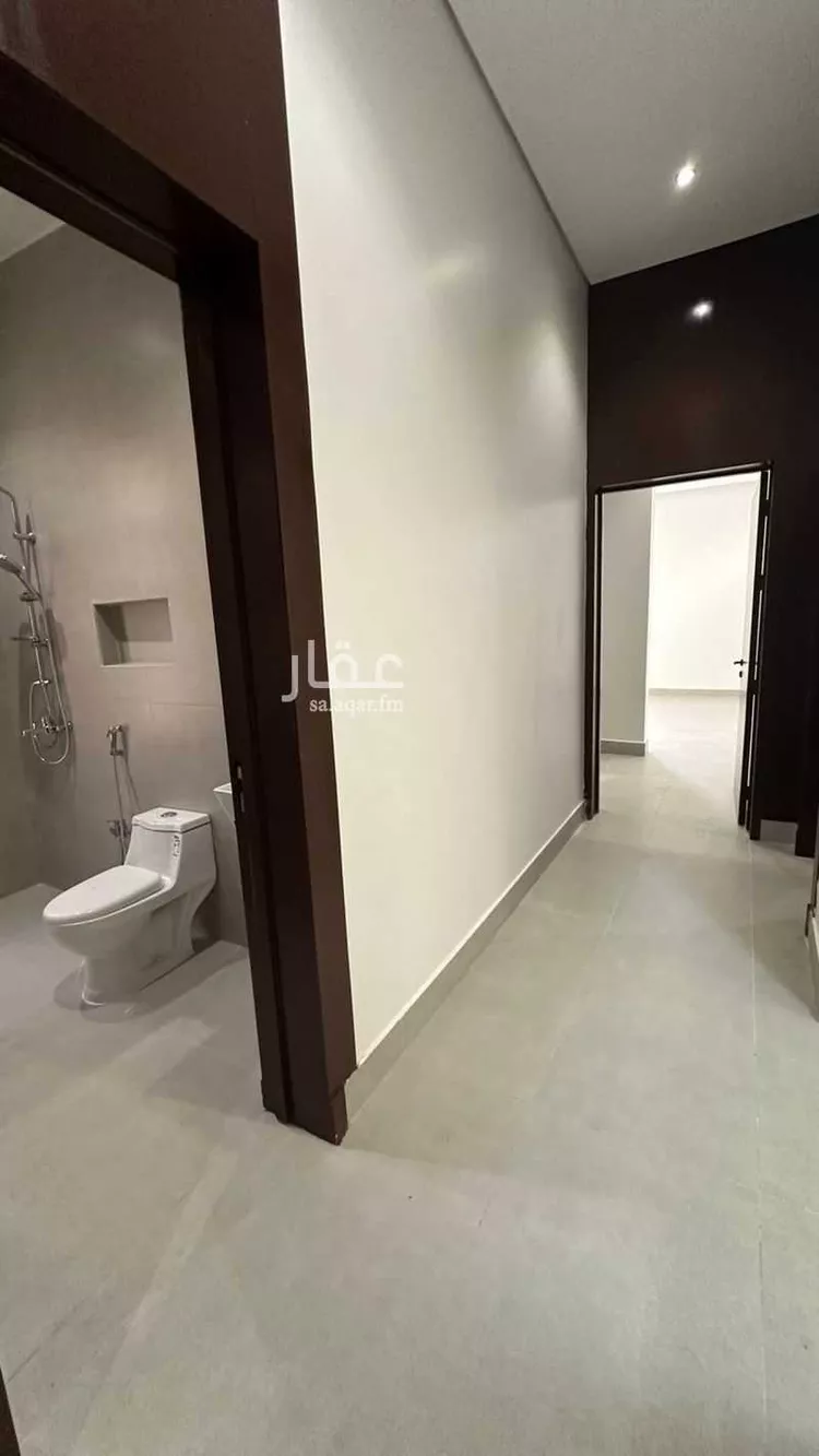 فيلا للبيع في شارع إسماعيل بن عيسى المرشدي, حي الرمال, مدينة الرياض, منطقة الرياض 12