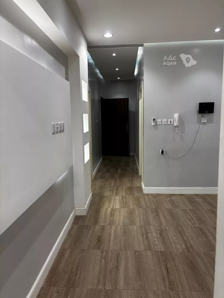 Floor for Rent in Riyadh Al Yarmouk 16