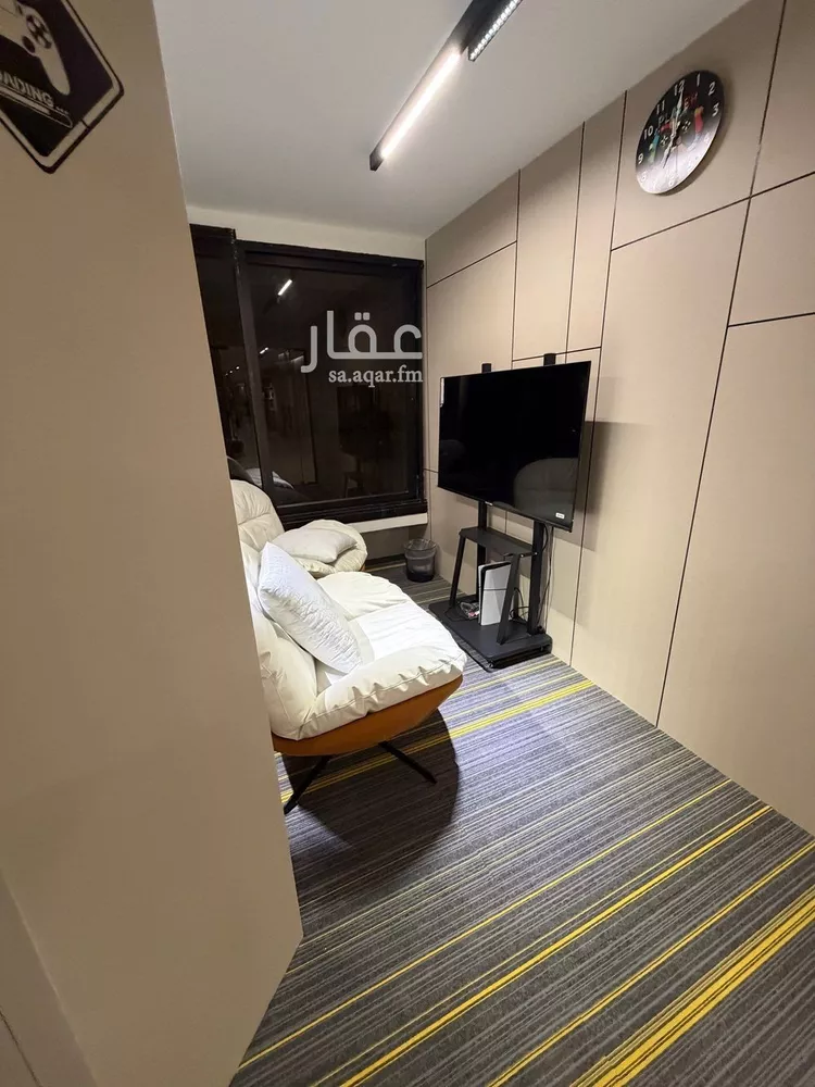 مكتب تجاري للإيجار في شارع طريق المدينة المنورة, حي الحمراء, مدينة جدة, منطقة مكة المكرمة 20