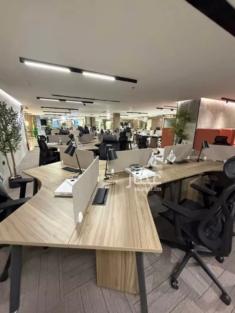 Commercial Office for Rent in Jeddah Al Hamra صورة 4