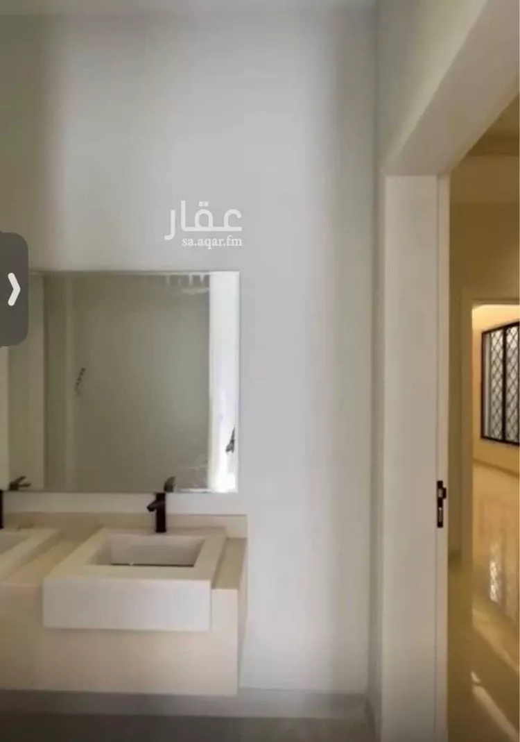 فيلا للبيع في شارع الأمير عبدالله بن سعود بن عبدالله صنيت, حي بدر, مدينة الرياض, منطقة الرياض 7
