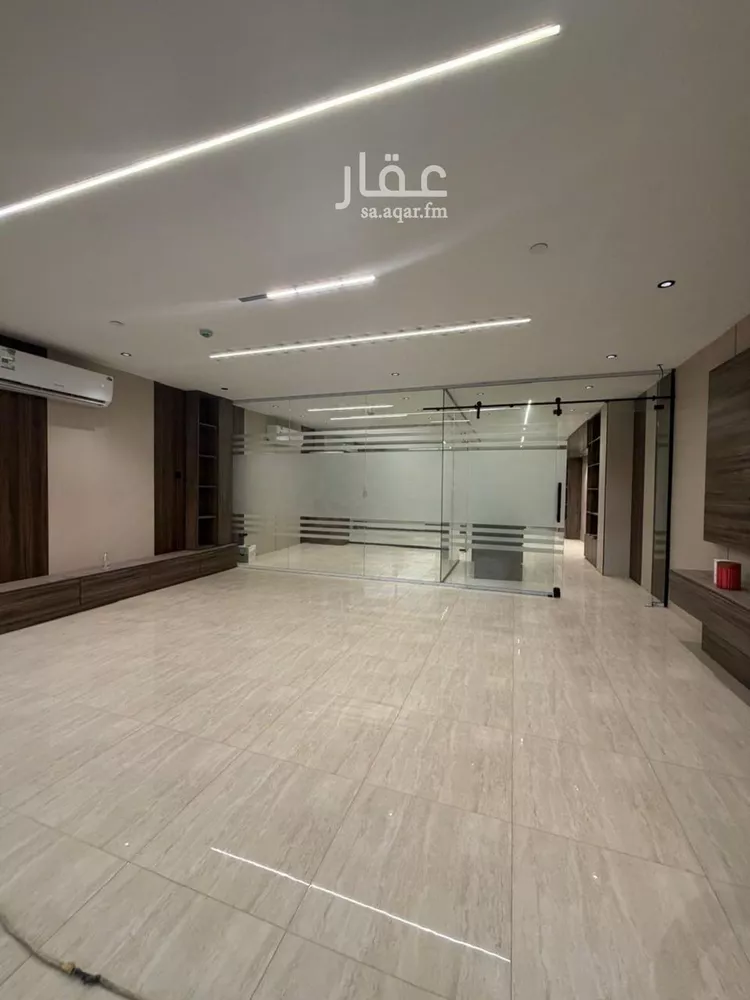 مكتب تجاري للإيجار في شارع الملك فهد الفرعي, حي العليا, مدينة الرياض, منطقة الرياض صورة 5