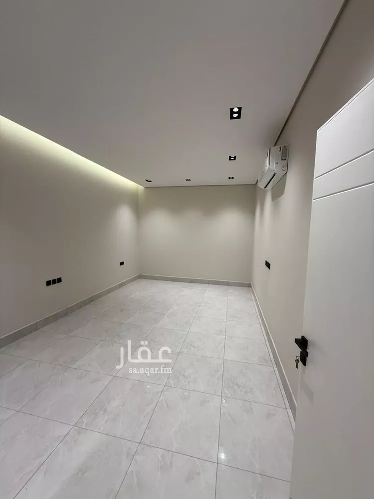 دور للبيع في شارع رقم 524, حي النرجس, مدينة الرياض, منطقة الرياض 10