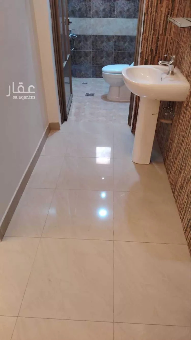 فيلا للبيع في شارع ابن الناصر, حي النهضة, مدينة الدمام, المنطقة الشرقية 24
