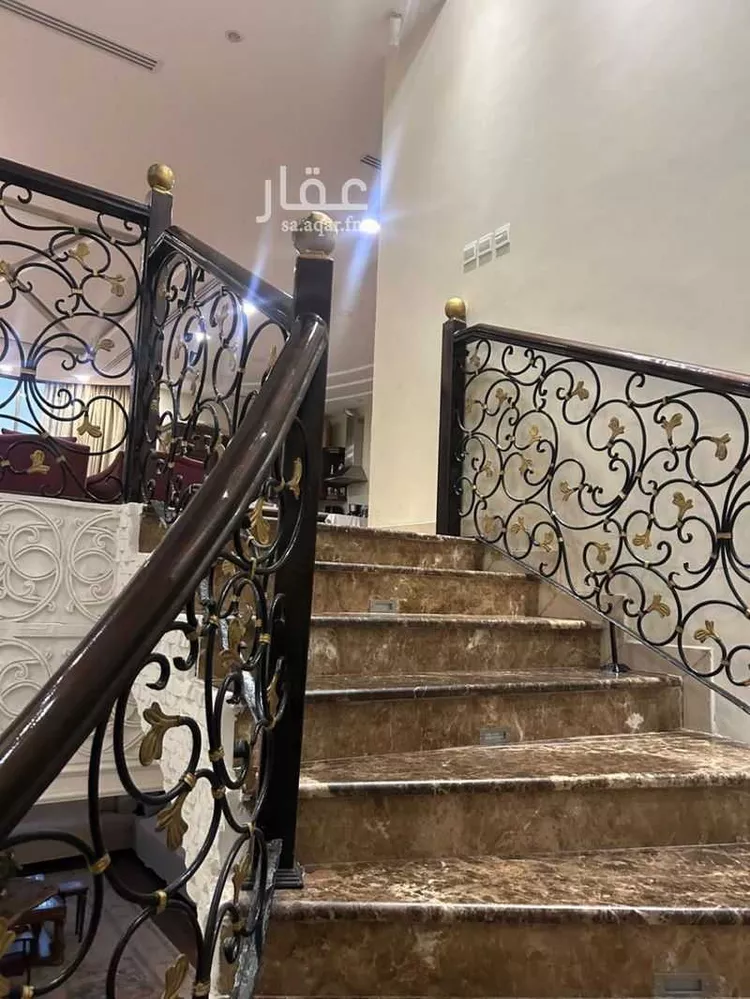 فيلا للبيع في شارع ابن الناصر, حي النهضة, مدينة الدمام, المنطقة الشرقية صورة 4