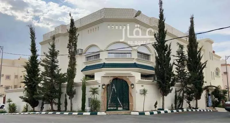 عمارة للبيع في شارع مسامح ، حي الصفا ، ابها ، منطقة عسير