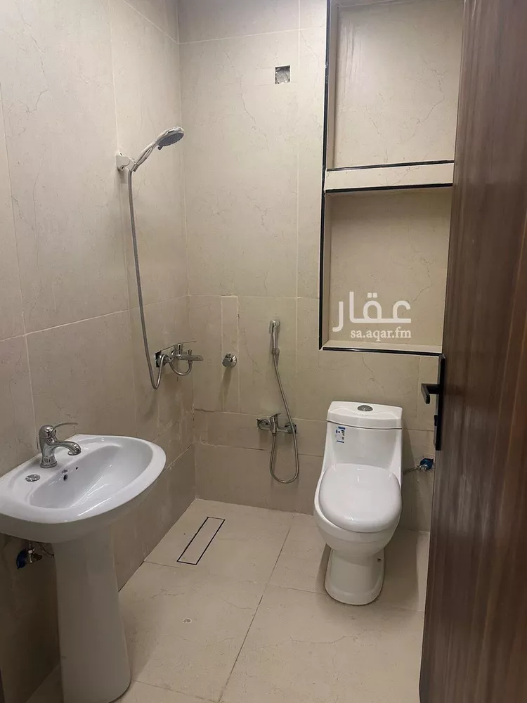 شقة للإيجار في شارع ابي بكر الصديق الفرعي, حي المصيف, مدينة الرياض, منطقة الرياض صورة 5