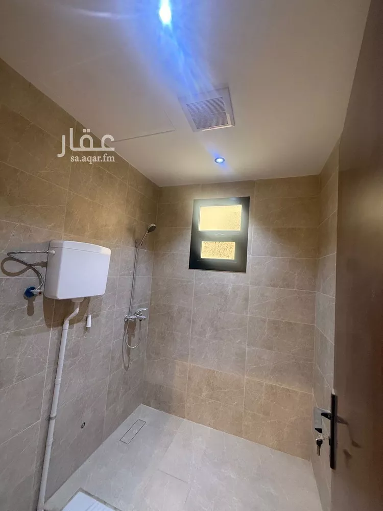 عمارة للإيجار في شارع ماجد بن مرعيد, حي الدار البيضاء, مدينة الرياض, منطقة الرياض صورة 2
