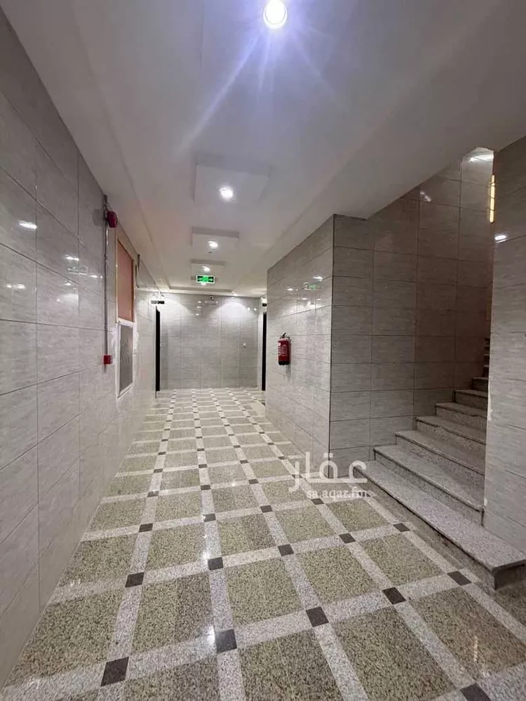 عمارة للإيجار في شارع عبدالقادر الجزائري, حي الدار البيضاء, مدينة الرياض, منطقة الرياض صورة 3