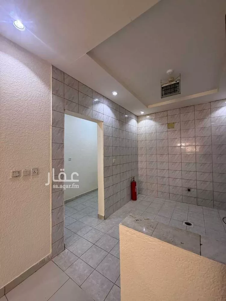 عمارة للإيجار في شارع عبدالقادر الجزائري, حي الدار البيضاء, مدينة الرياض, منطقة الرياض صورة 4