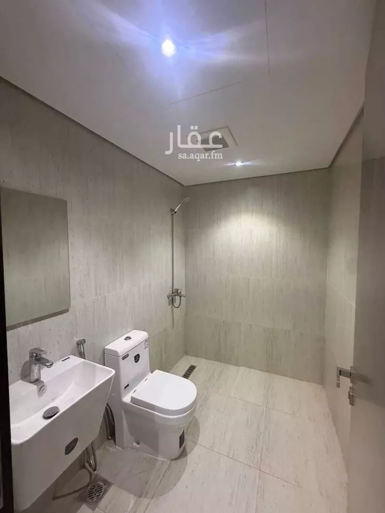 عمارة للإيجار في شارع يوسف الداودي, حي السعادة, مدينة الرياض, منطقة الرياض 11