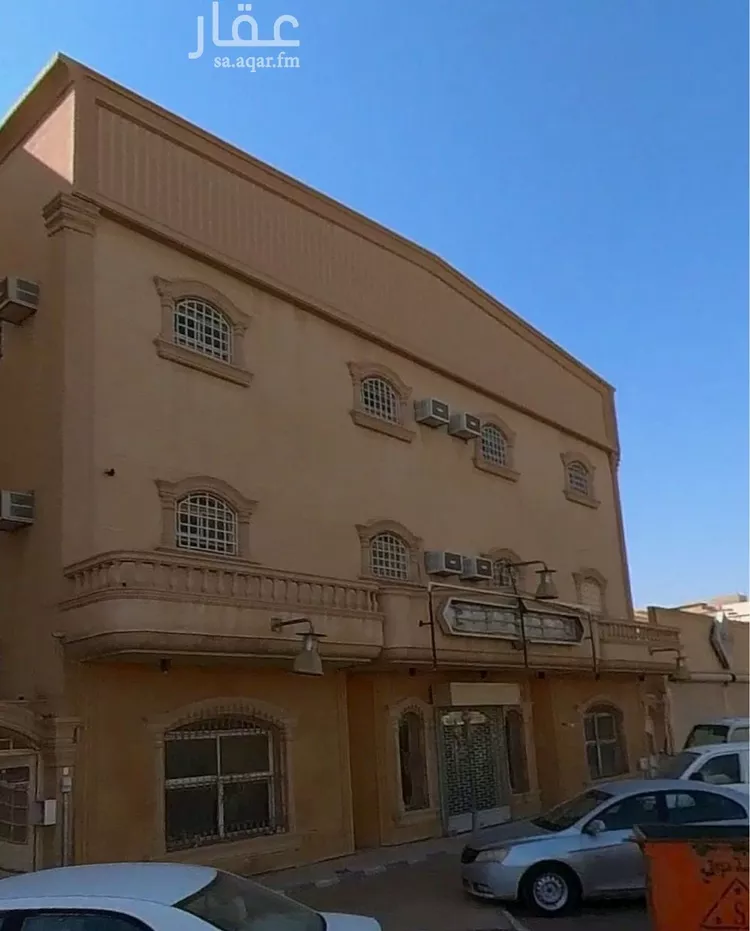 عمارة للإيجار في شارع الامير سلطان بن عبدالعزيز, حي الشفاء, مدينة عنيزة, منطقة القصيم
