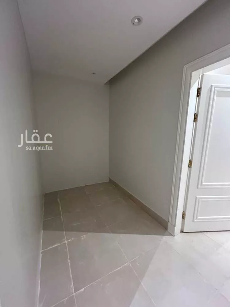 شقة للإيجار في شارع الشيخ عبدالله بن جبرين, حي القيروان, مدينة الرياض, منطقة الرياض صورة 3