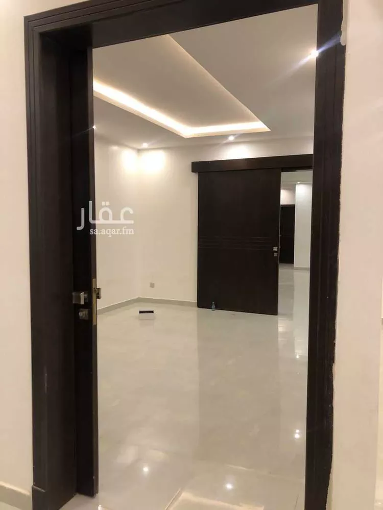 فيلا للبيع في شارع الخازن, حي العارض, مدينة الرياض, منطقة الرياض صورة 2