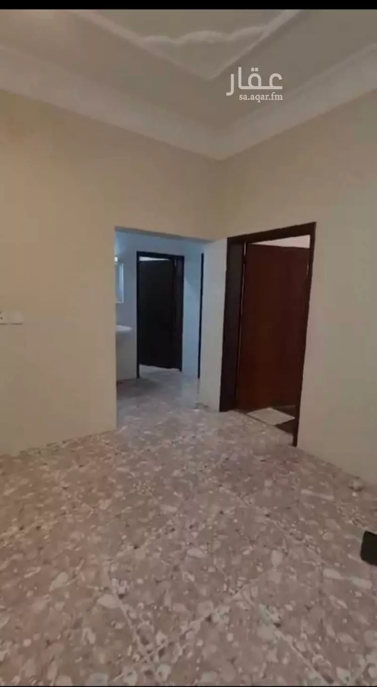 عمارة للبيع في شارع العارض, حي ذرة, مدينة أبها, منطقة عسير صورة 3