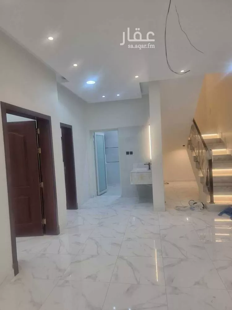 فيلا للبيع في حي أحد, مدينة الدمام, المنطقة الشرقية صورة 2