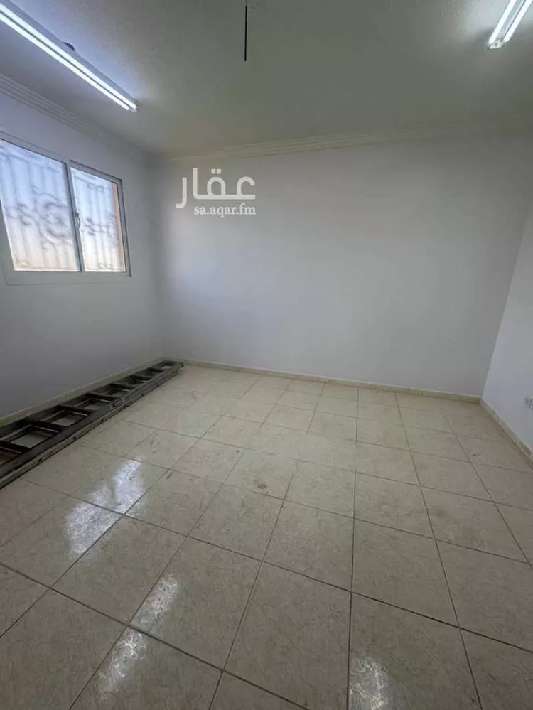 شقة للإيجار في شارع الشيخ صالح بن غصون, حي الملز, مدينة الرياض, منطقة الرياض صورة 2
