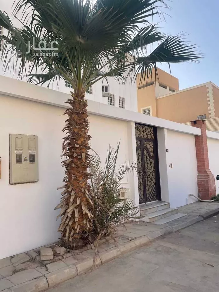 Floor for Rent in Ad Diriyah Al Faisaliah صورة 4