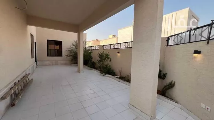 فيلا للبيع في شارع دمياط, حي ظهرة لبن, مدينة الرياض, منطقة الرياض صورة 3