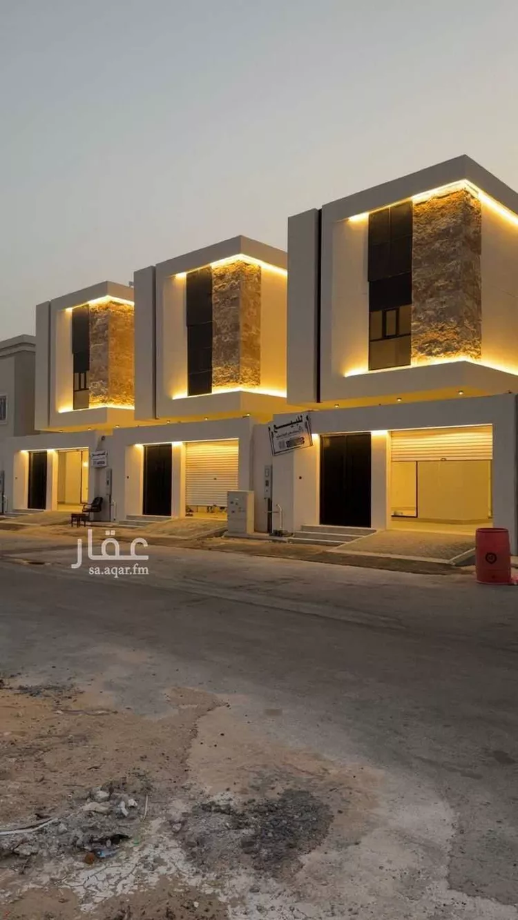 فيلا للبيع في شارع خريص, حي هجر الثاني, مدينة الاحساء, المنطقة الشرقية