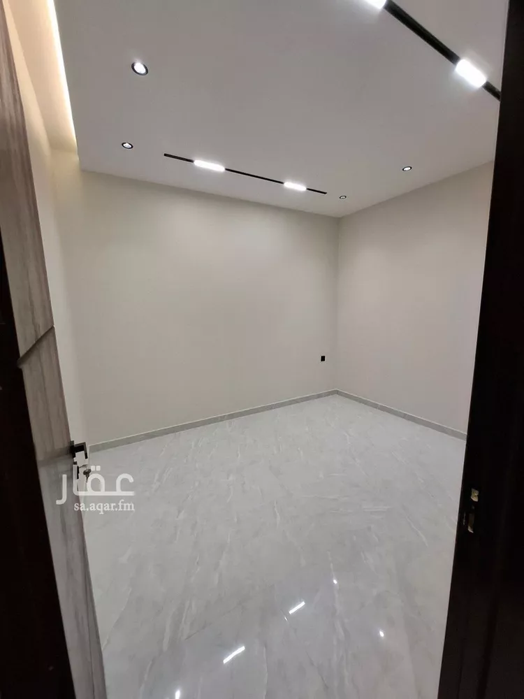 فيلا للبيع في شارع رقم 395, حي المونسية, مدينة الرياض, منطقة الرياض صورة 3