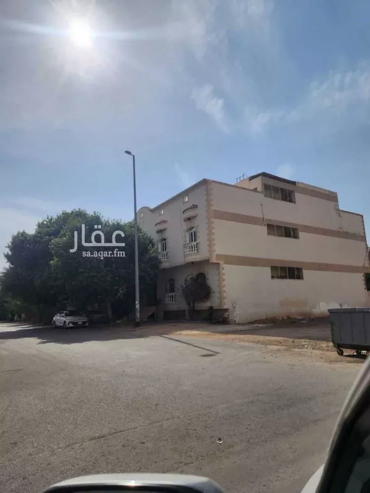 عمارة للبيع في شارع الفتح ابن محمد, حي العيون, مدينة المدينة المنورة, منطقة المدينة المنورة صورة 3