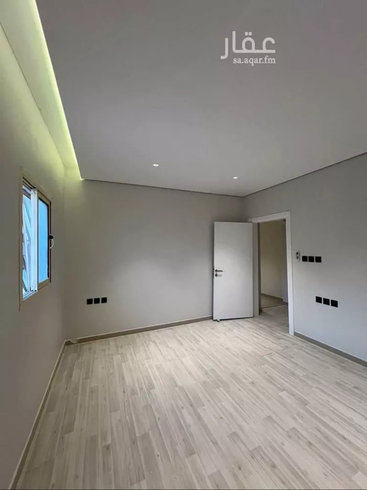 مكتب تجاري للإيجار في شارع الطائف, حي ظهرة لبن, مدينة الرياض, منطقة الرياض صورة 2