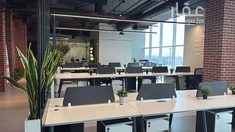 مكتب تجاري للإيجار في طريق الكورنيش الفرعي ، حي المرجان ، جدة ، جدة صورة 4