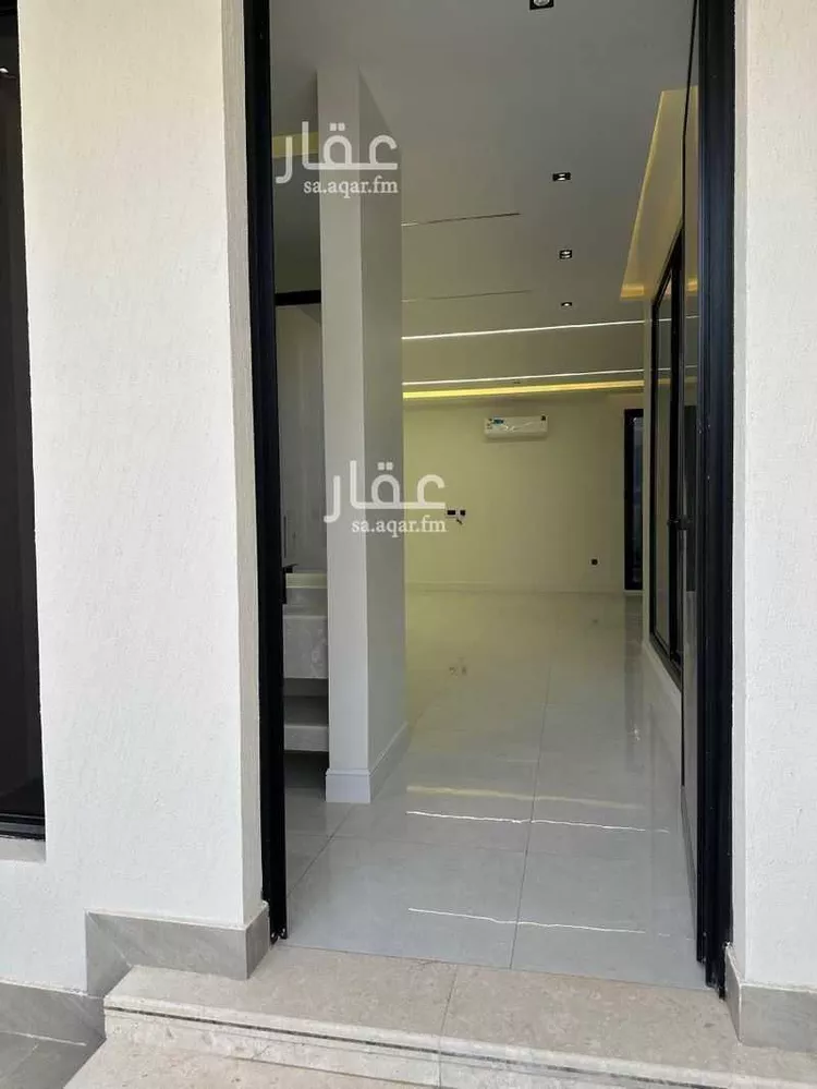 دور للبيع في شارع 18561481, حي النرجس, مدينة الرياض, منطقة الرياض