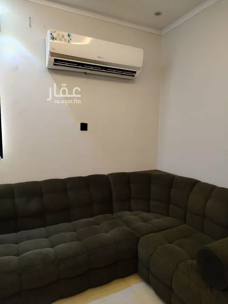 شقة للإيجار في شارع طريق الامام عبدالله بن سعود بن عبدالعزيز الفرعى, حي إشبيلية, مدينة الرياض, منطقة الرياض