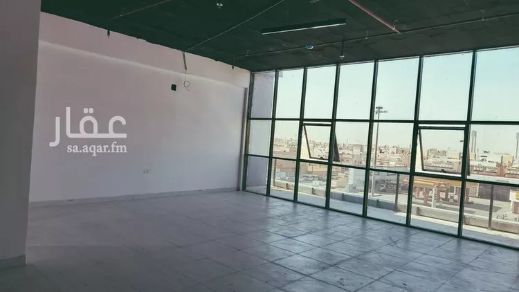 مكتب تجاري للإيجار في شارع وادي الساحل, حي الرمال, مدينة الرياض, منطقة الرياض صورة 2