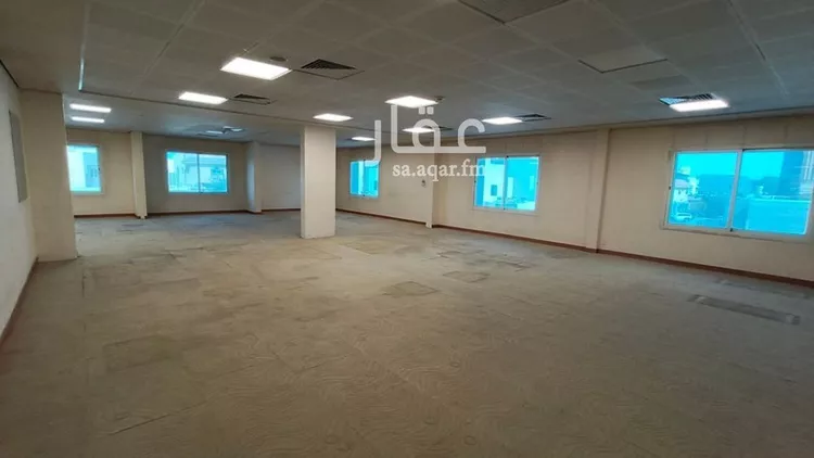 عمارة للإيجار في شارع العليا, حي المروج, مدينة الرياض, منطقة الرياض 14