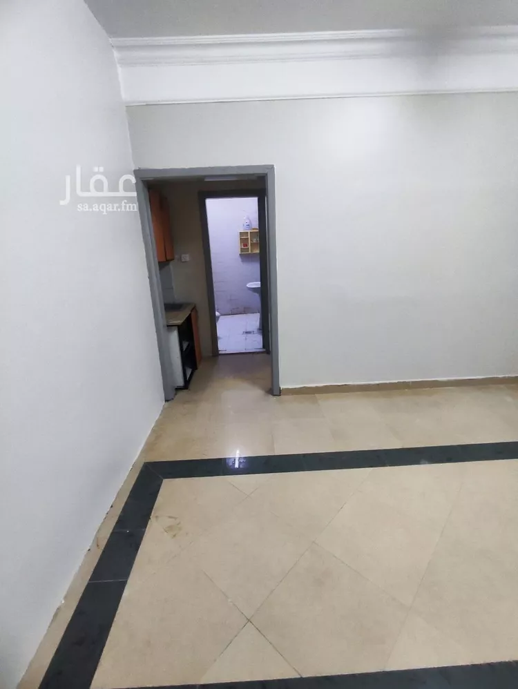 شقة للإيجار في شارع طريق الامام عبدالله بن سعود بن عبدالعزيز الفرعى, حي إشبيلية, مدينة الرياض, منطقة الرياض