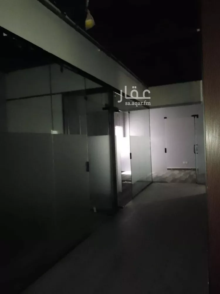مكتب تجاري للإيجار في شارع وادي الساحل, حي الرمال, مدينة الرياض, منطقة الرياض صورة 3