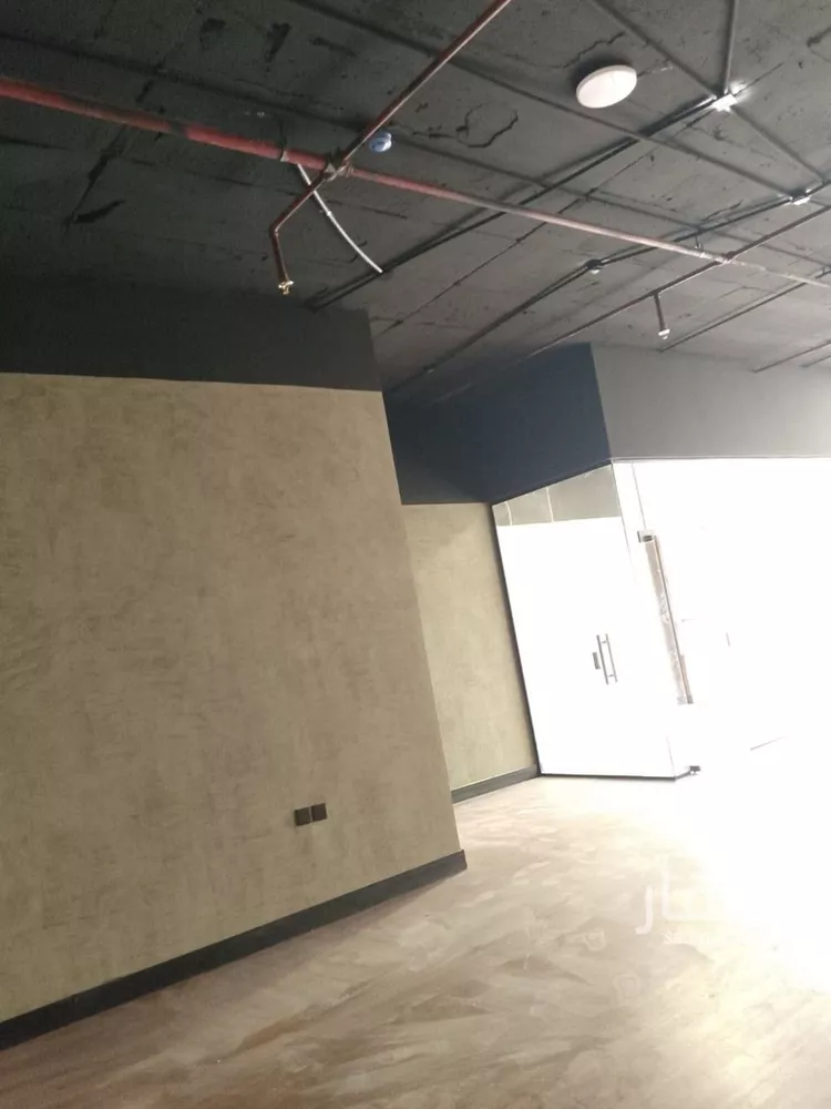 مكتب تجاري للإيجار في شارع وادي الساحل, حي الرمال, مدينة الرياض, منطقة الرياض صورة 3