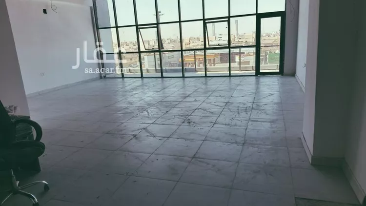 مكتب تجاري للإيجار في شارع وادي الساحل, حي الرمال, مدينة الرياض, منطقة الرياض