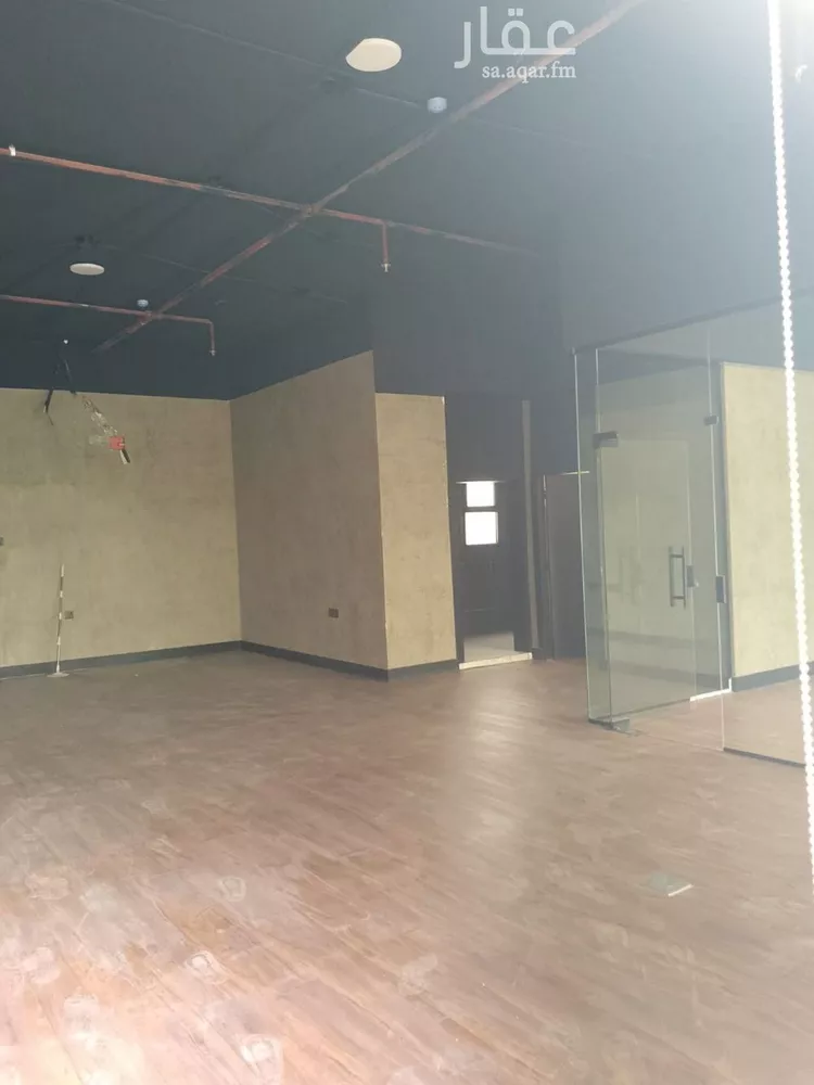 مكتب تجاري للإيجار في شارع وادي الساحل, حي الرمال, مدينة الرياض, منطقة الرياض صورة 2
