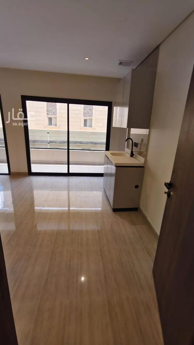 شقة للإيجار في شارع الاميرة الجوهرة بنت الامام فيصل بن تركي, حي الضباط, مدينة الرياض, منطقة الرياض صورة 3
